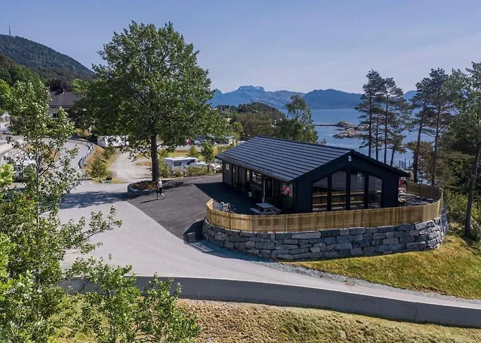 Nordica אתר קמפינג 4*